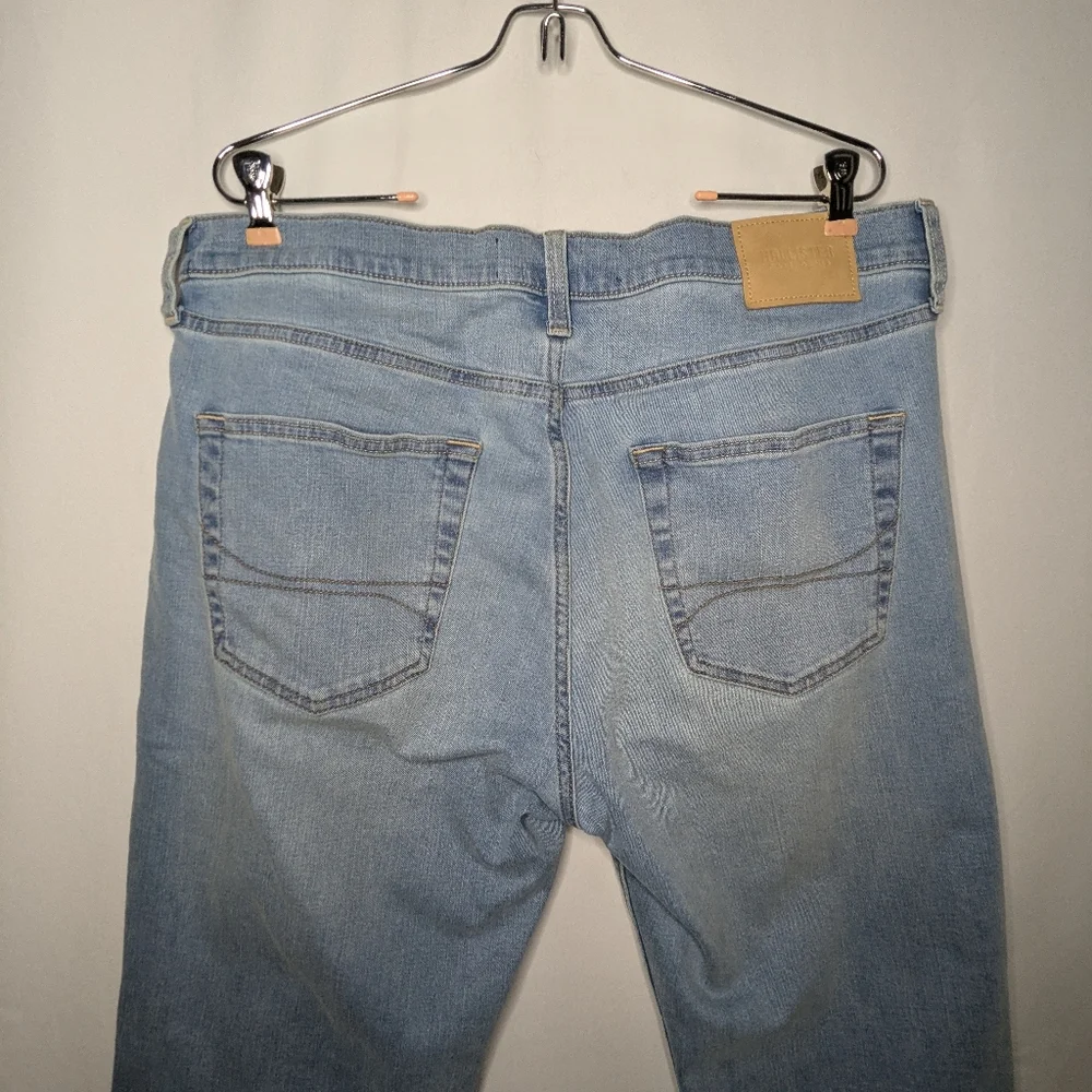 Hollister Mens Light Blue Tab Button Athletic Straight Leg Denim Jeans 34x32